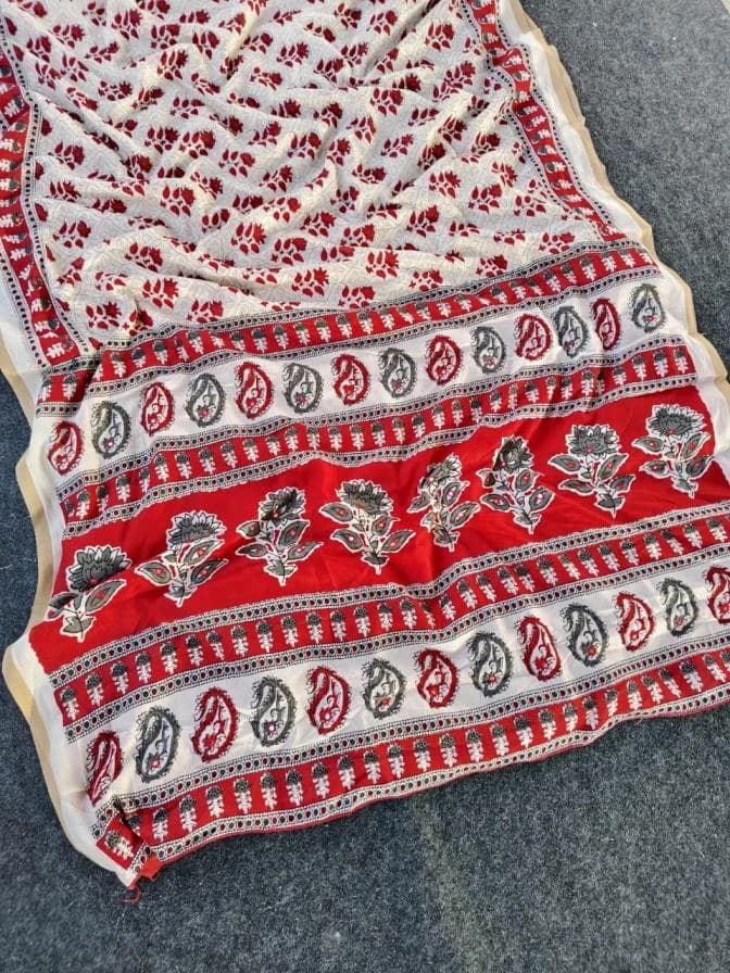 1046 wholesale Sarees for Delhi - Ethnicaa